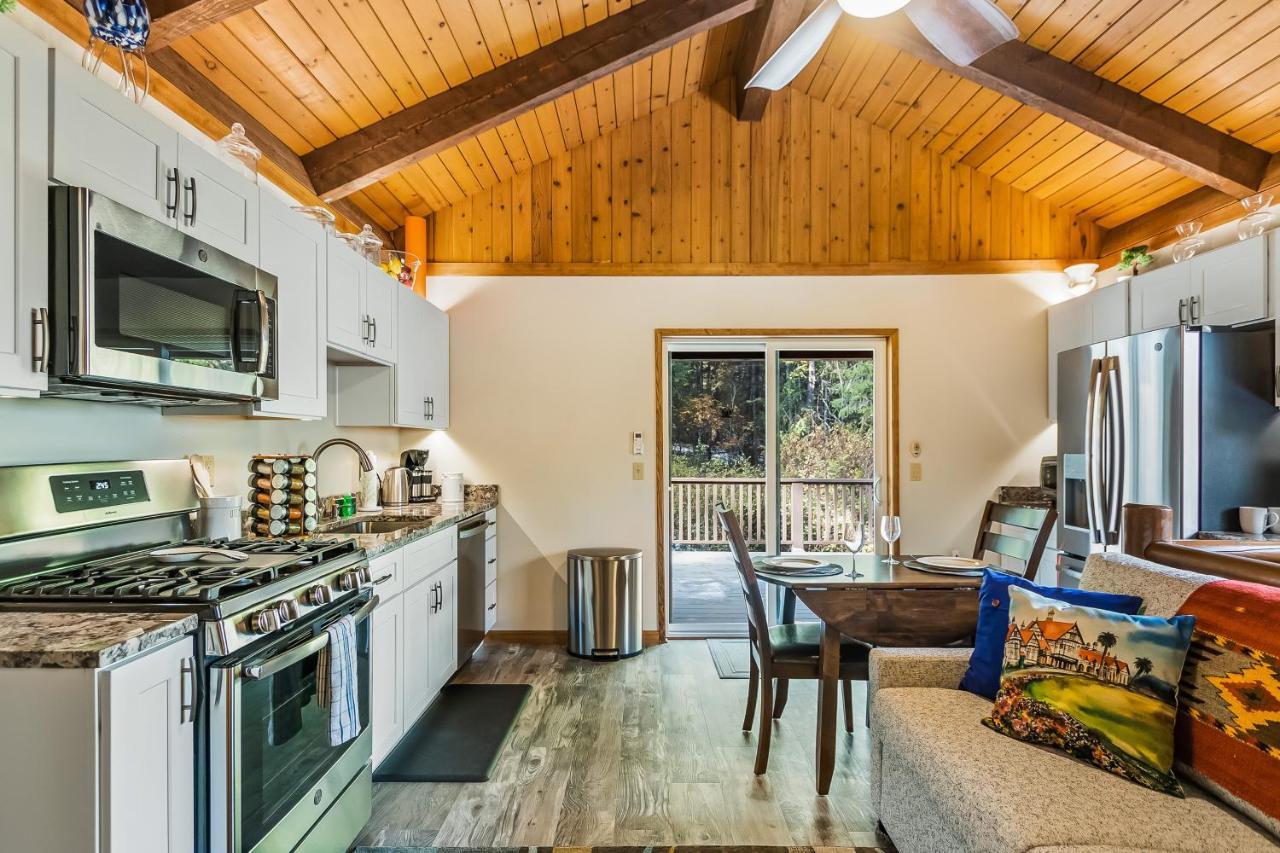 Cozy One Bedroom With Privacy - Community Beach Access Sandpoint Exterior foto